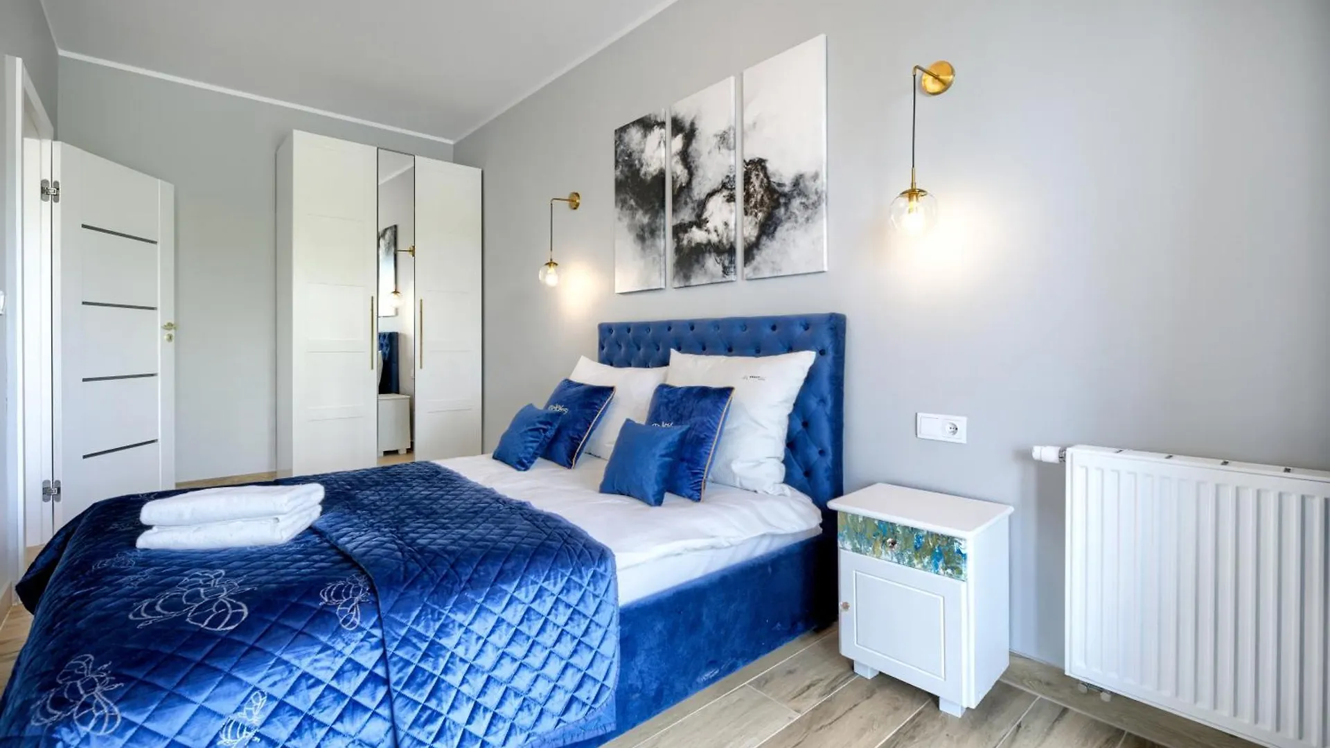 Aboutartapartments - By The River Breslavia Appartamento