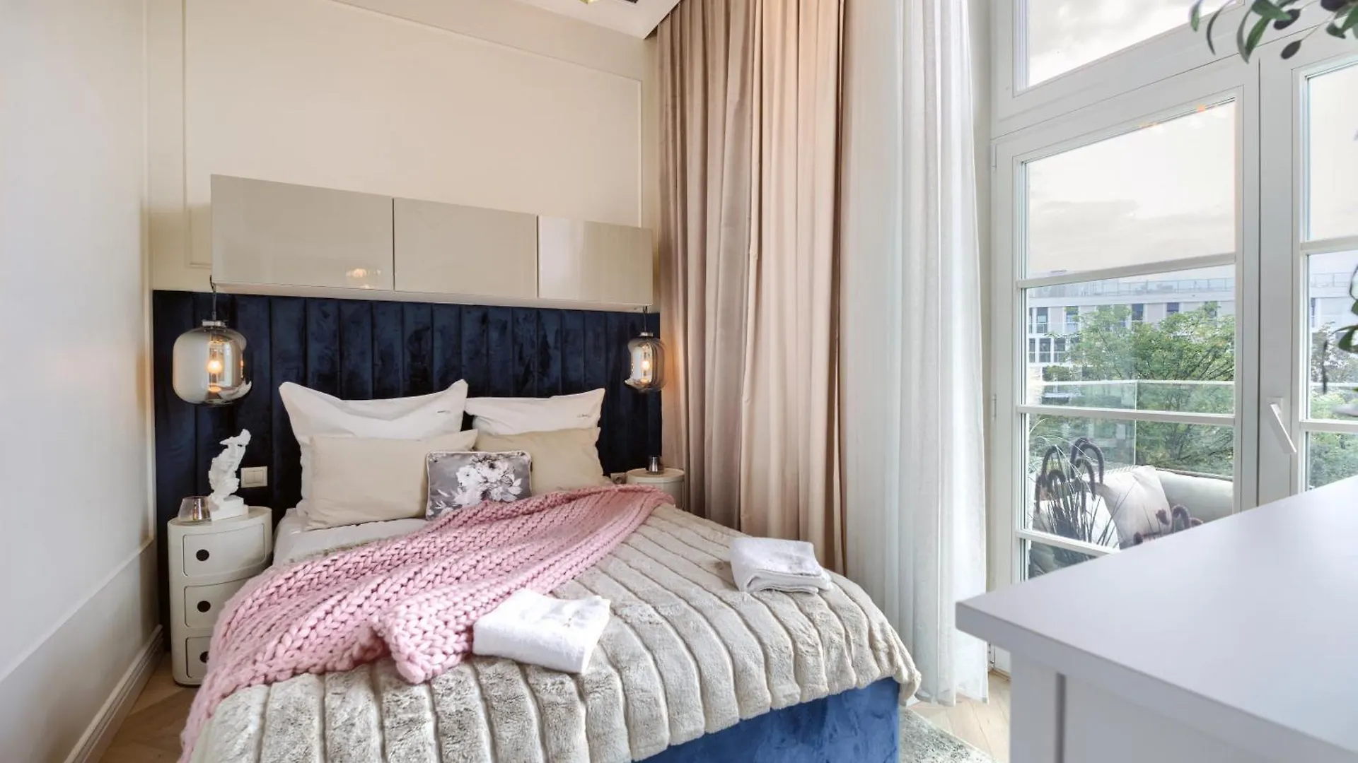 Aboutartapartments - By The River Wroclaw 0*,  Poland