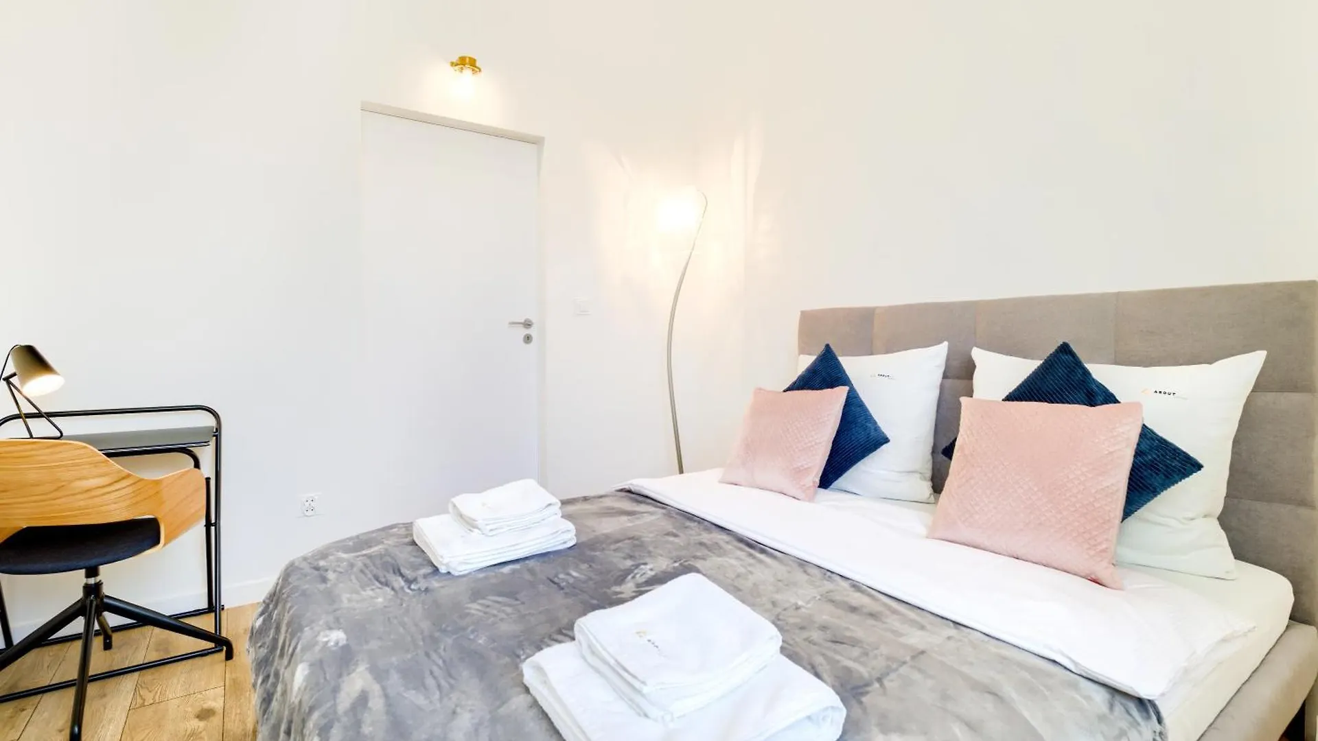 Apartamento Aboutartapartments - By The River Breslavia