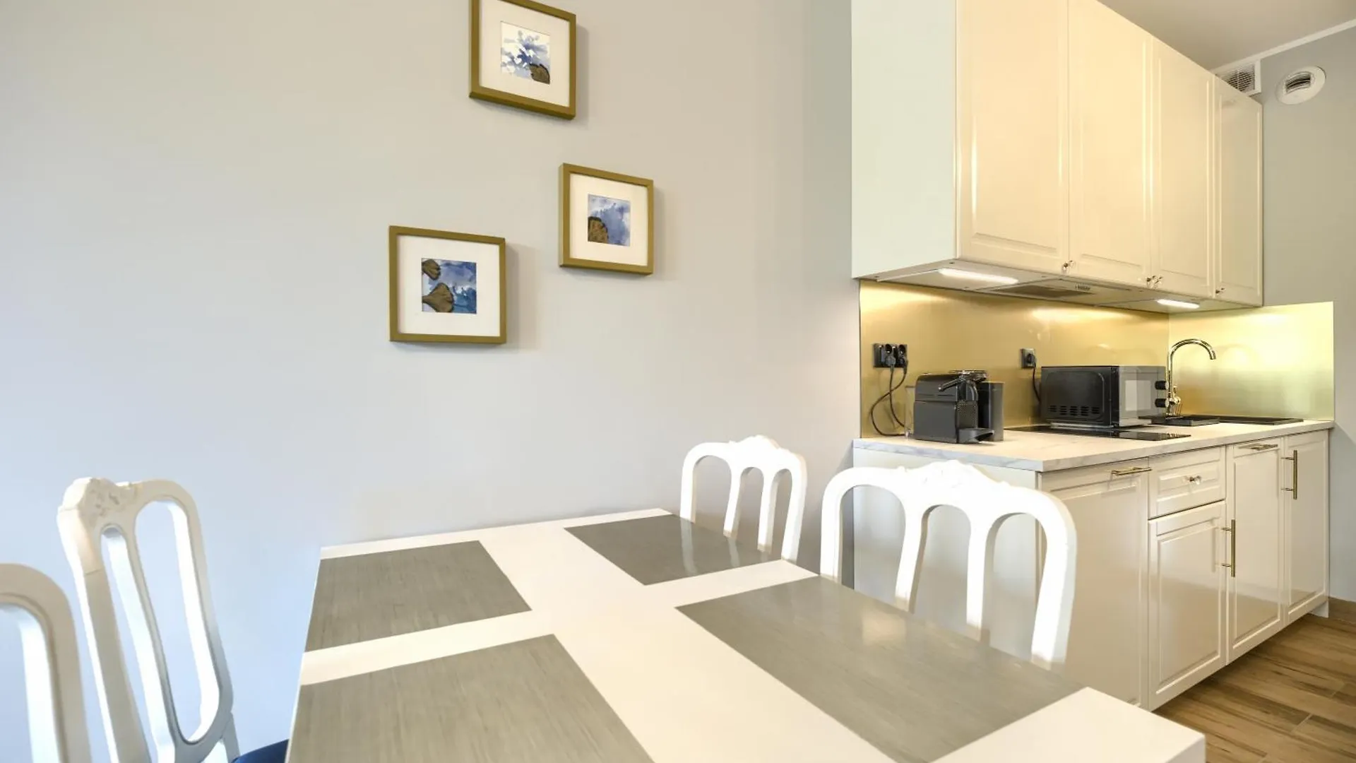Apartamento Aboutartapartments - By The River Breslavia